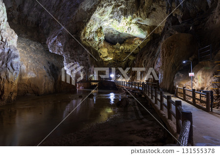 Akiyoshido Cave, Mine City, Yamaguchi Prefecture, one of Japan's three largest limestone caves 131555378