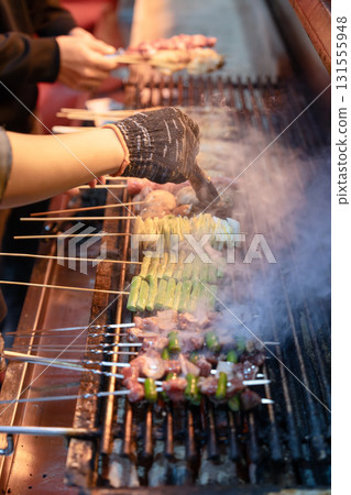 夜市烤肉攤美食特寫 131555948