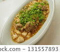 Minced meat and tofu, my wife's home-cooked meals, dinner at home, happy family 131557893