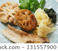 Stuffed lotus root, my wife's home-cooked meals, dinner at home, happy family 131557900