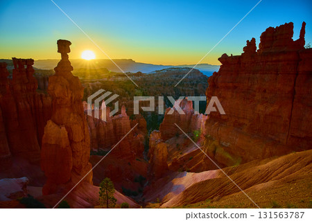 Sunrise Over Thor's Hammer Hoodoo Bryce Canyon National Park Sandstone Formations Sunrise Over Thor's Hammer Hoodoo Bryce Canyon National Park Sandstone Formations 131563787