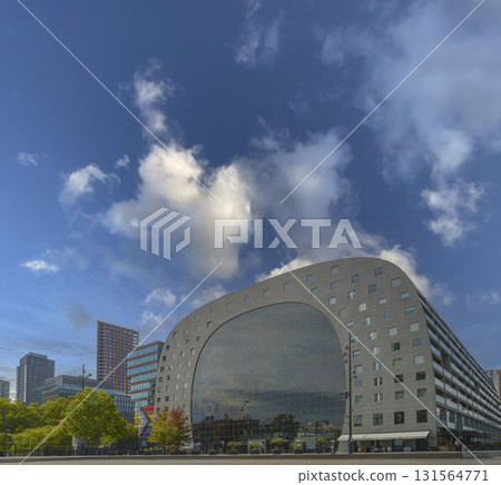 Rotterdam. The Netherlands. 25,09,25, Wide-angle daytime view of the Markthal in Rotterdam, Netherlands. Rotterdam. The Netherlands. 25,09,25, Wide-angle daytime view of the Markthal in Rotterdam, Netherlands. 131564771