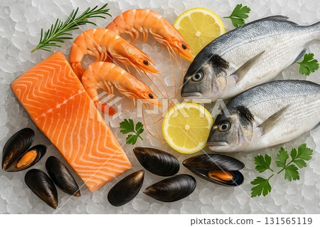 鮮魚海鮮拼盤 | 鮭魚、蝦、淡菜 131565119