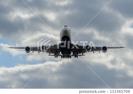 從正面拍攝的飛機照片 131565709