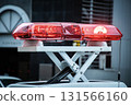 執勤警車的紅燈 131566160