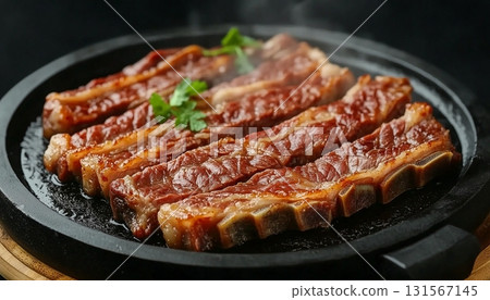 Beef slice on black pan plate for cooking dinner 131567145