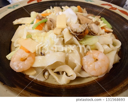 Hearty knife-cut noodles Hearty knife-cut noodles 131568693