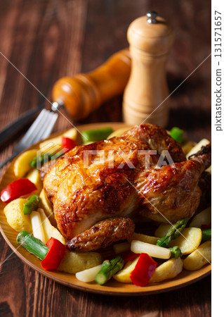 Roast chicken 131571657