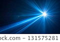 深色群青背景上閃耀的太陽影像 131575281