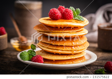 Homemade classic american pancakes Homemade classic american pancakes 131575622