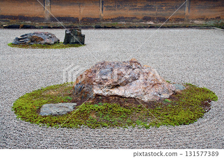 Kyoto Ryoanji Temple Rock Garden and Oil Clay Wall Kyoto Ryoanji Temple Rock Garden and Oil Clay Wall 131577389