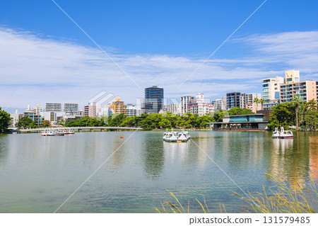 福岡、大濠公園、大濠池、觀月橋 福岡、大濠公園、大濠池、觀月橋 131579485
