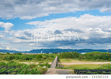Kozuya Bridge (flowing bridge) Yawata City, Kyoto Prefecture 131581133