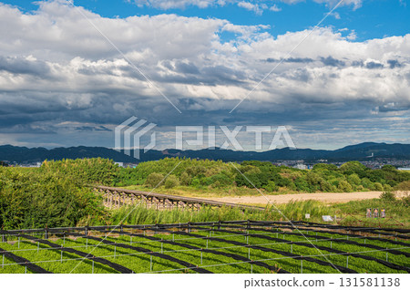 Kozuya Bridge (flowing bridge) Yawata City, Kyoto Prefecture Kozuya Bridge (flowing bridge) Yawata City, Kyoto Prefecture 131581138