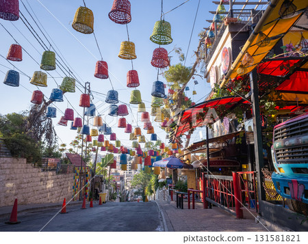 [Jordan] A cafe with many colorful lanterns hanging along Rainbow Street in the capital Amman 131581821