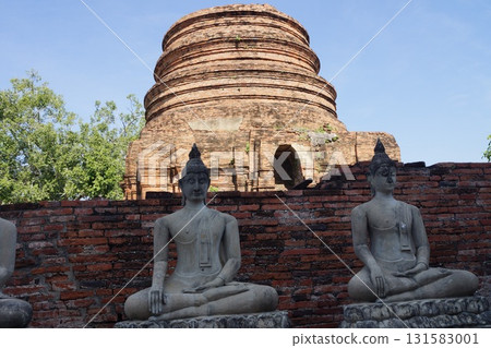 泰國大城府 Yai Chai Mongkhon 寺的塔和佛像 泰國大城府 Yai Chai Mongkhon 寺的塔和佛像 131583001