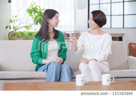 Women who talk 131583894