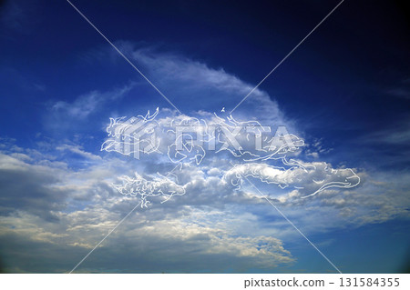 當我看著天空中飄浮的雲朵時,出現了一些東西 當我看著天空中飄浮的雲朵時,出現了一些東西 131584355