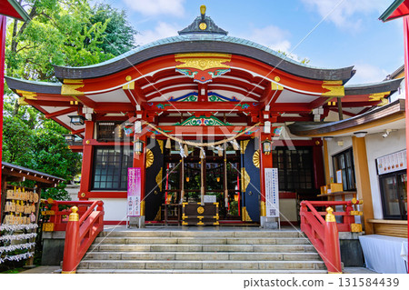 位於東京都品川區大崎的入木神社。這座神殿自江戶時代以來就一直是驅邪避邪的靈場。 位於東京都品川區大崎的入木神社。這座神殿自江戶時代以來就一直是驅邪避邪的靈場。 131584439