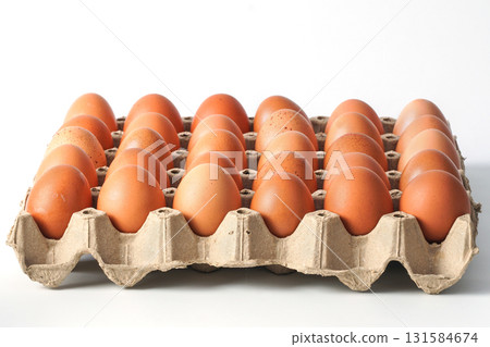 Organic fresh chicken eggs in paper cardboard tray packaging Organic fresh chicken eggs in paper cardboard tray packaging 131584674