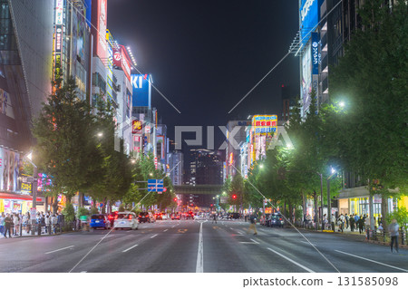 “東京”秋葉原電器城/城市夜景 131585098