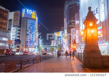 “東京”秋葉原電器城/城市夜景 “東京”秋葉原電器城/城市夜景 131585827