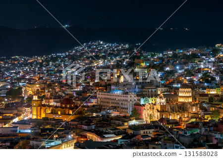 墨西哥瓜納華托夜景 墨西哥瓜納華托夜景 131588028