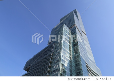 從下方俯瞰大阪阿倍野 Harukas 從下方俯瞰大阪阿倍野 Harukas 131588127