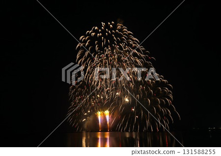 霞浦湖煙火-小美玉市煙火大會的場景 霞浦湖煙火-小美玉市煙火大會的場景 131588255