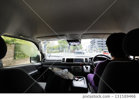 汽車內部 汽車內部 131589466