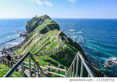 北海道積丹町，女性禁地神威岬 131589758