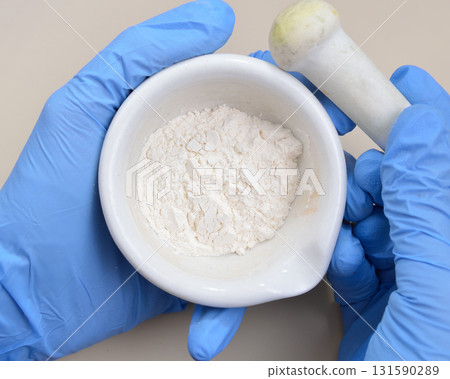 Xanthan gum is a polysaccharide with many industrial uses, including as a common food additive Xanthan gum is a polysaccharide with many industrial uses, including as a common food additive 131590289