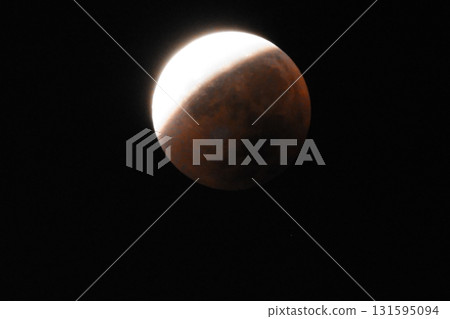 Total lunar eclipse on September 8, 2025 131595094