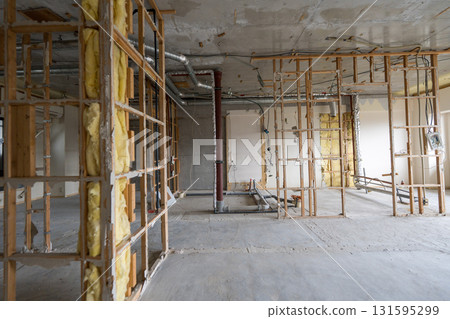 裝修前的骨架拆除工作 131595299