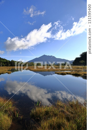 尾瀨 - 倒立的火內岳（垂直） 131595400