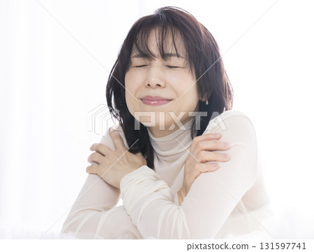 Thinking Middle Female Thinking Middle Female 131597741