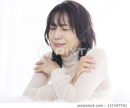 Thinking Middle Female Thinking Middle Female 131597742