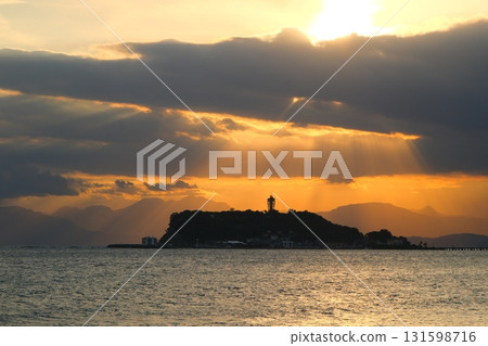 黃昏的江之島 131598716