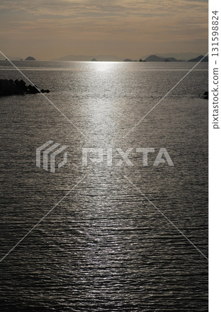 日落和大海 131598824