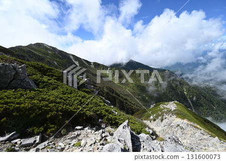 Climbing Mount Kisokoma, Central Alps, Nagano Prefecture Climbing Mount Kisokoma, Central Alps, Nagano Prefecture 131600073