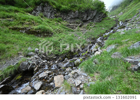 Climbing Mount Senjogatake, Yamanashi Prefecture Climbing Mount Senjogatake, Yamanashi Prefecture 131602091