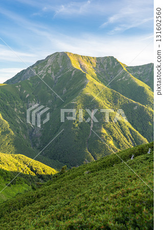 Mt. Hijiri (Mae Hijiri, Oku Hijiri) in the Southern Alps, seen from Mt. Minami in the Southern Alps. Hijiri climbing in the Southern Alps. Mt. Hijiri (Mae Hijiri, Oku Hijiri) in the Southern Alps, seen from Mt. Minami in the Southern Alps. Hijiri climbing in the Southern Alps. 131602560