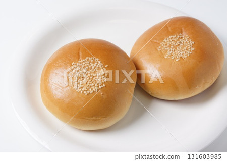 Grained bread 131603985