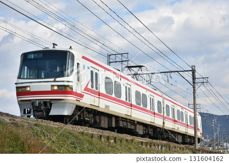 名鐵各務原線運行的1800系1851號列車 131604162
