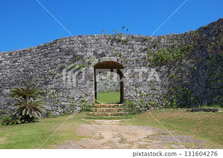 Scenery of Zakimi Castle ruins 131604276