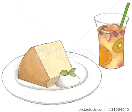 Chiffon cake and fruit tea 131604940