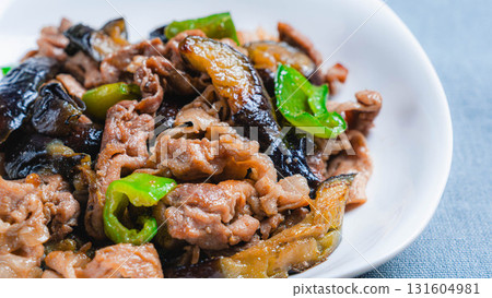 Stir-fried eggplant and pork with miso 131604981