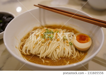 拉麵 131605556