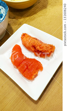 Cod roe showdown: Grilled cod roe vs raw cod roe 131606240