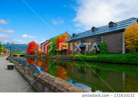 倉庫區小樽運河紅葉 倉庫區小樽運河紅葉 131610132